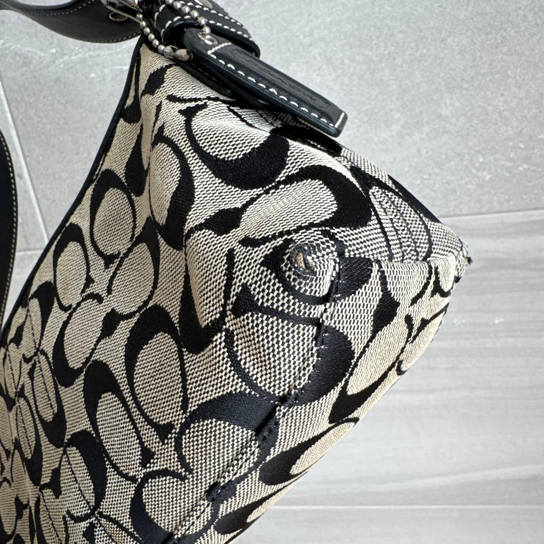 COACH アクセサリーポーチ シグネチャー ワンショルダーバッグ 肩掛け