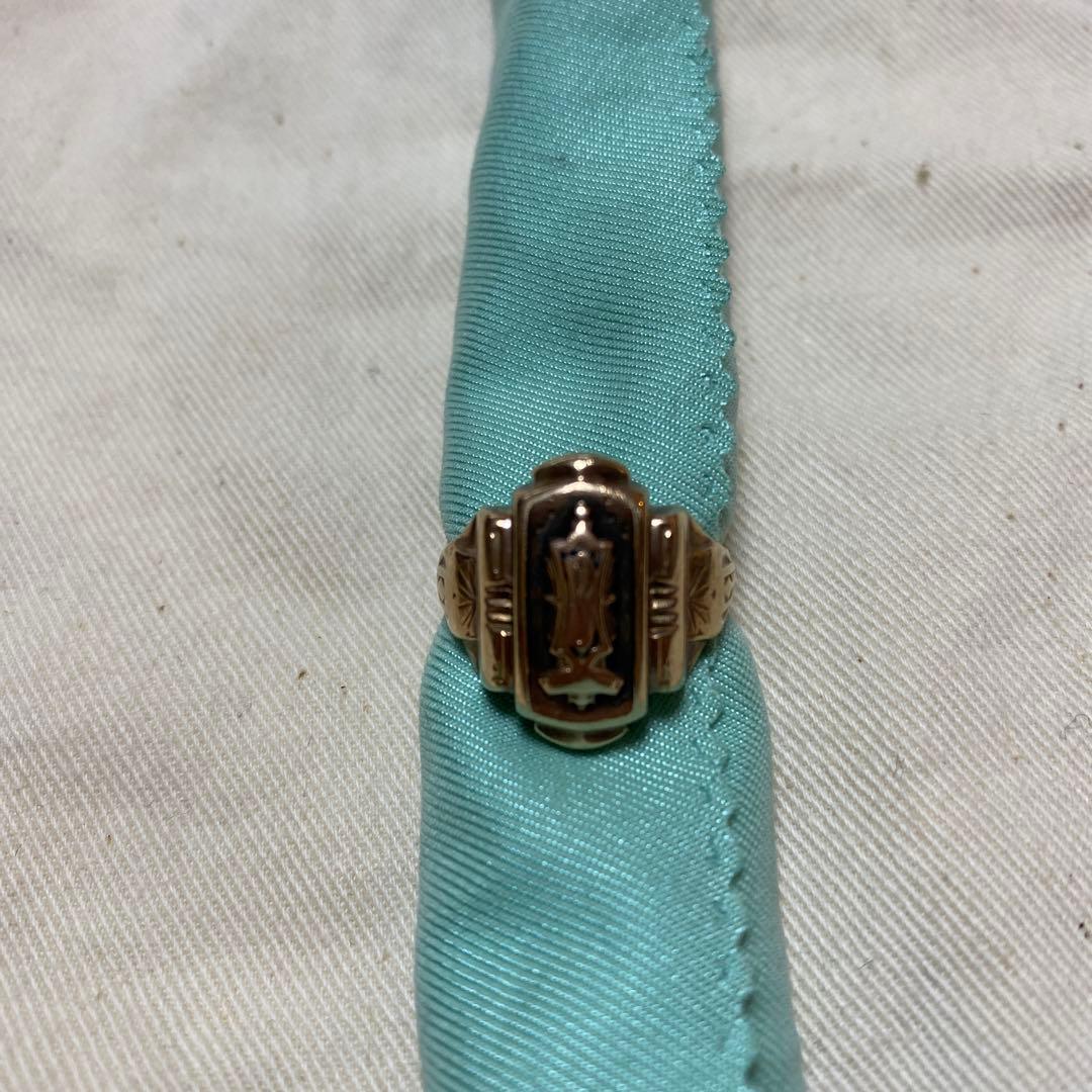 装飾的な彫刻のクラシックリング指輪