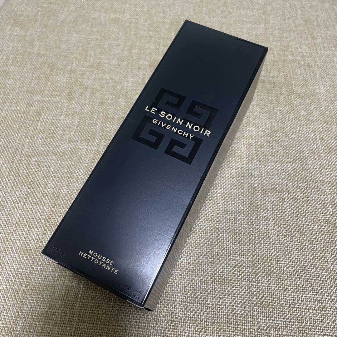 Givenchy LE SOIN NOIR 洗顔料　125ml