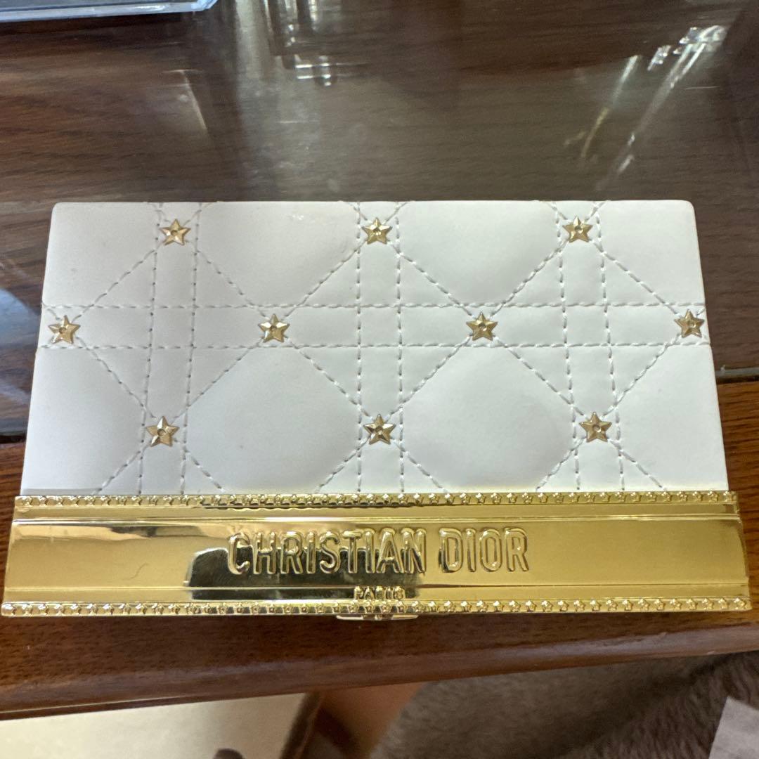 Dior パレットクチュールクリスマスコフレホリデー2025