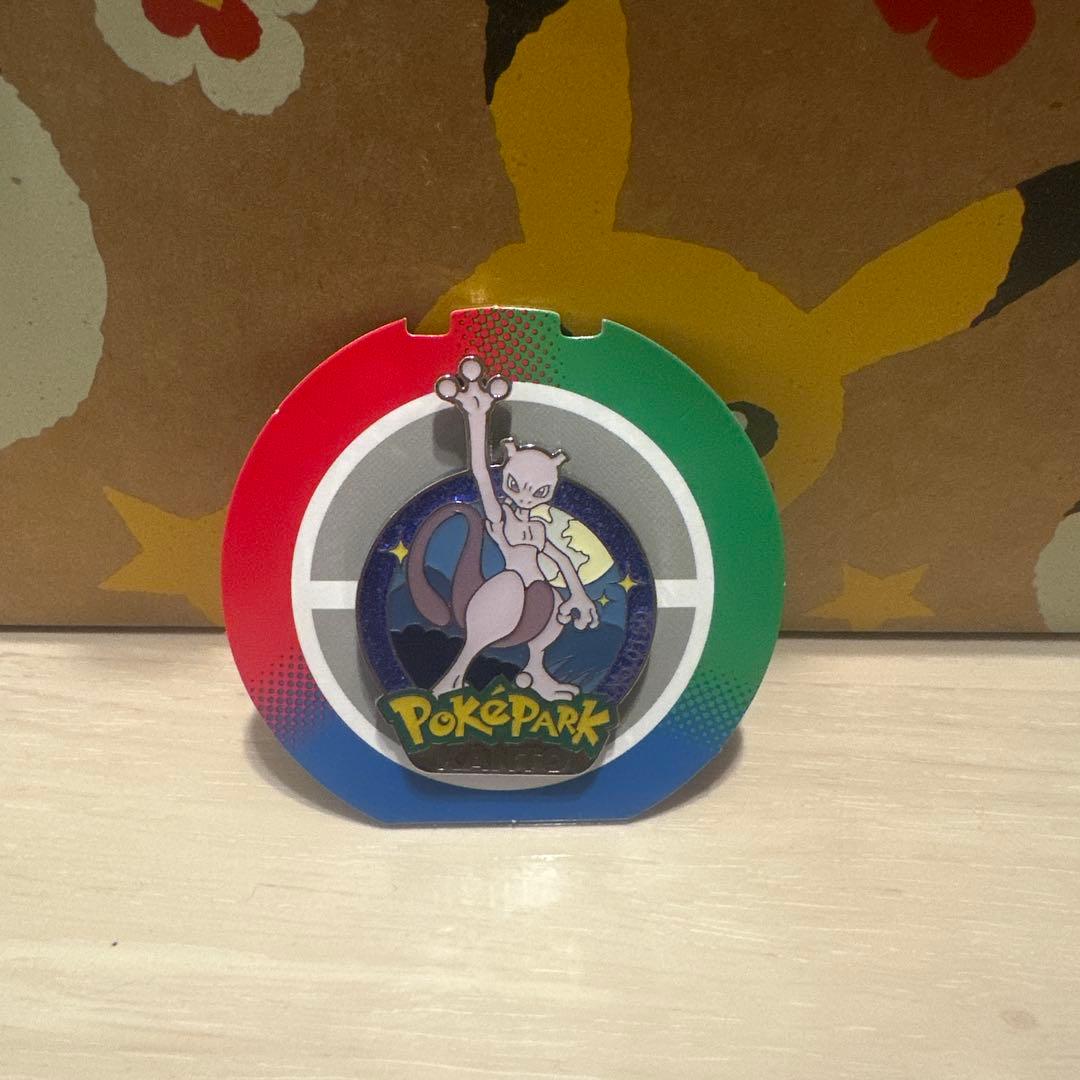 ポケパークカントー　ピンズ　ピンバッチ　ミュウツー