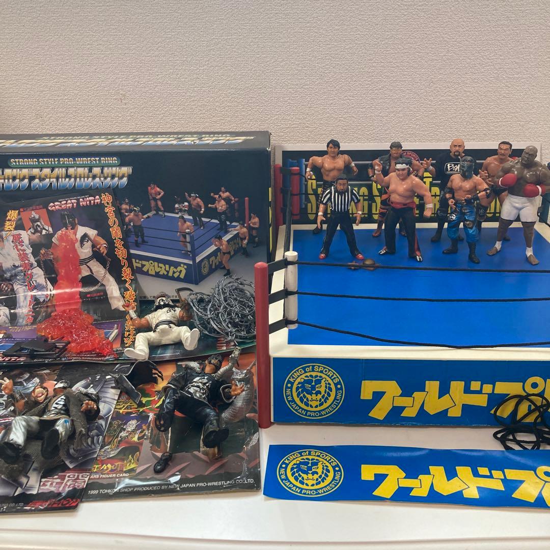 新日本プロレス リング+フィギュア11体 - メルカリ