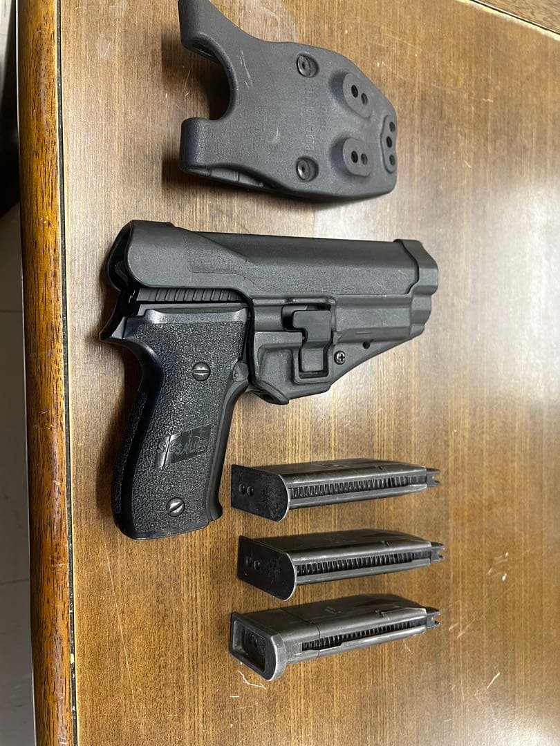 SIG SAUER P226 ガスガン ホルスター付き