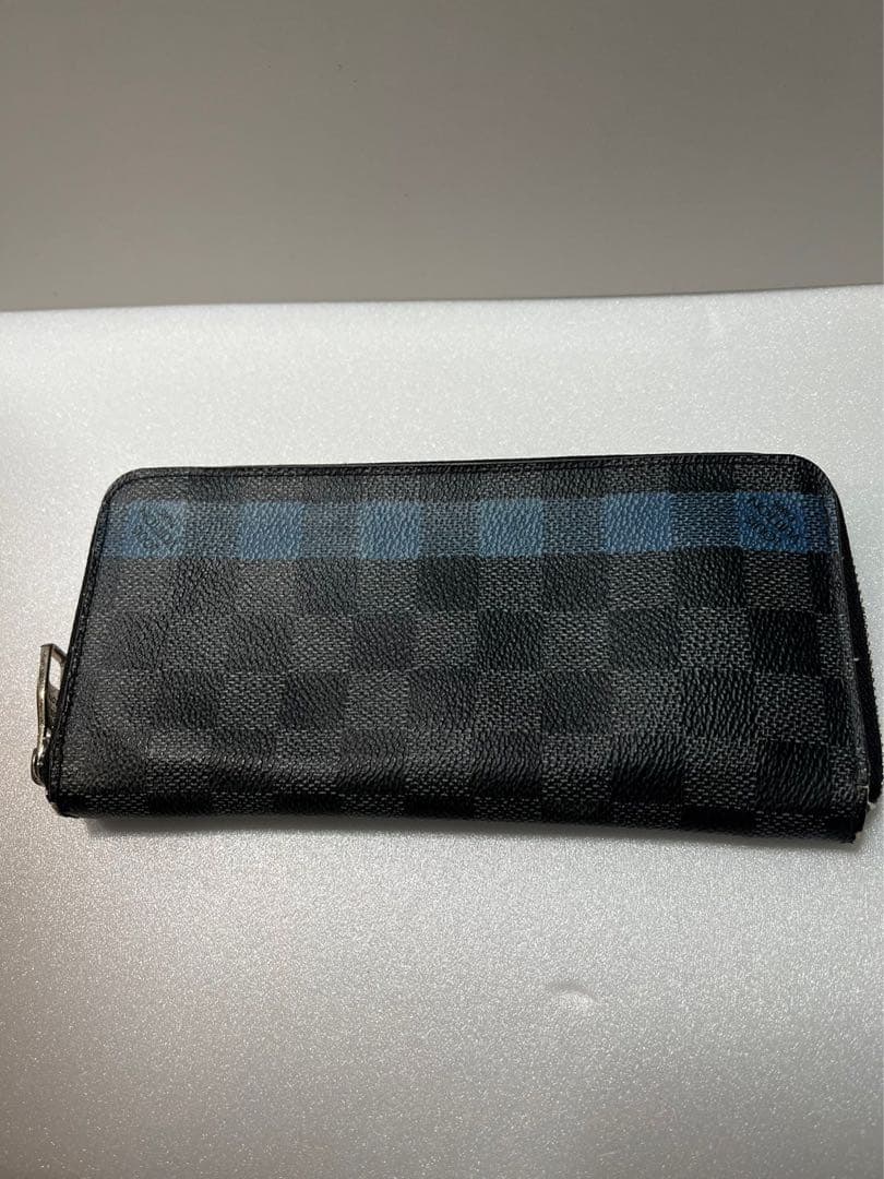 石*a様 【美品】ルイヴィトン ダミエグラフィット ジッピーウォレット 長財布