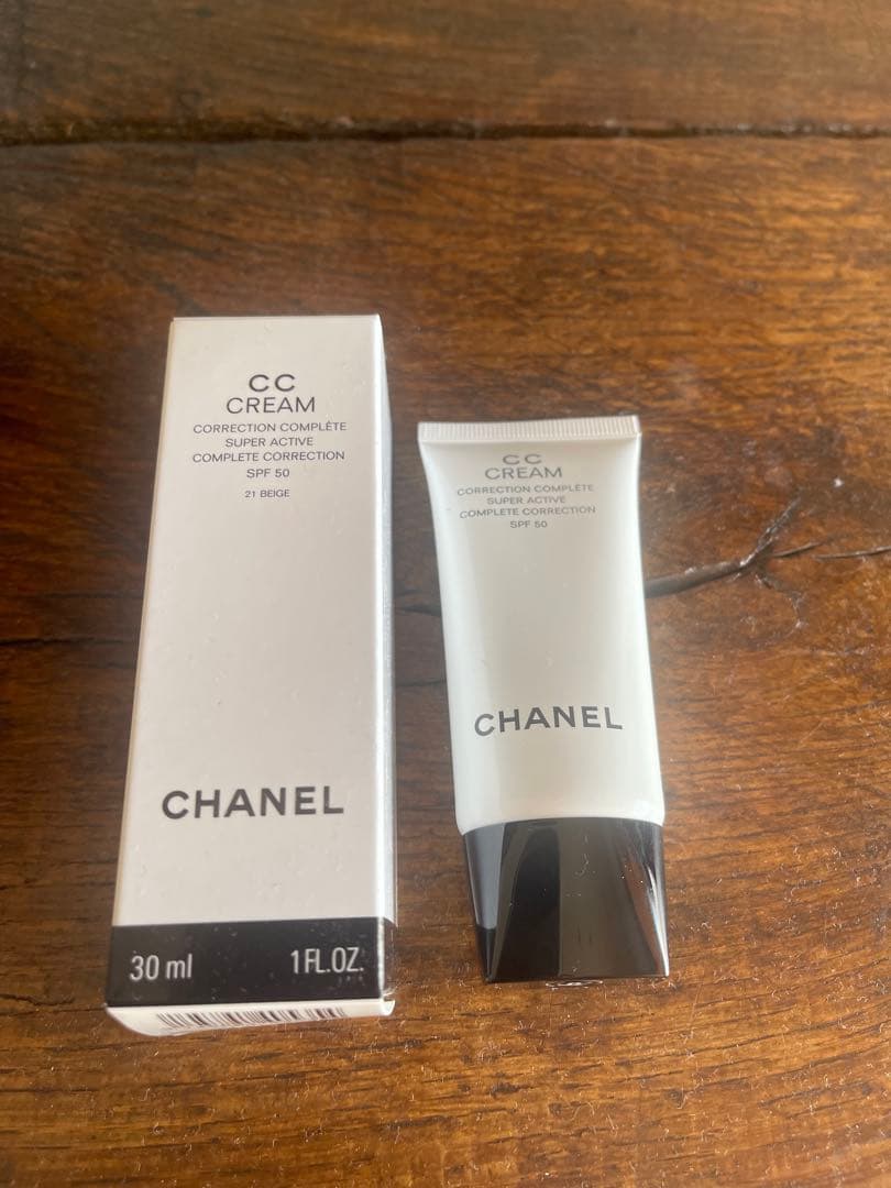 CHANEL CCクリーム N 21 ベージュ 30ml