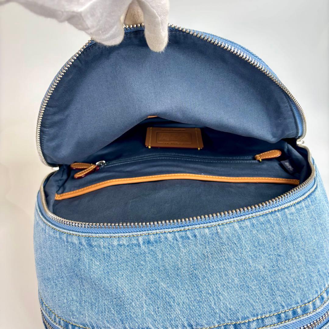 新品未使用 コーチ チャーター バックパック デニム インディゴ