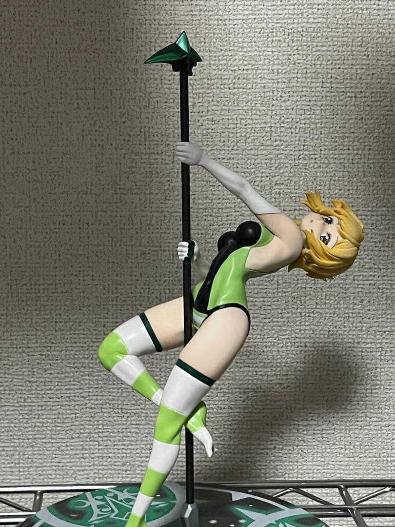 シンフォギア 暁切歌 1/7スケール ギアインナーフィギュア