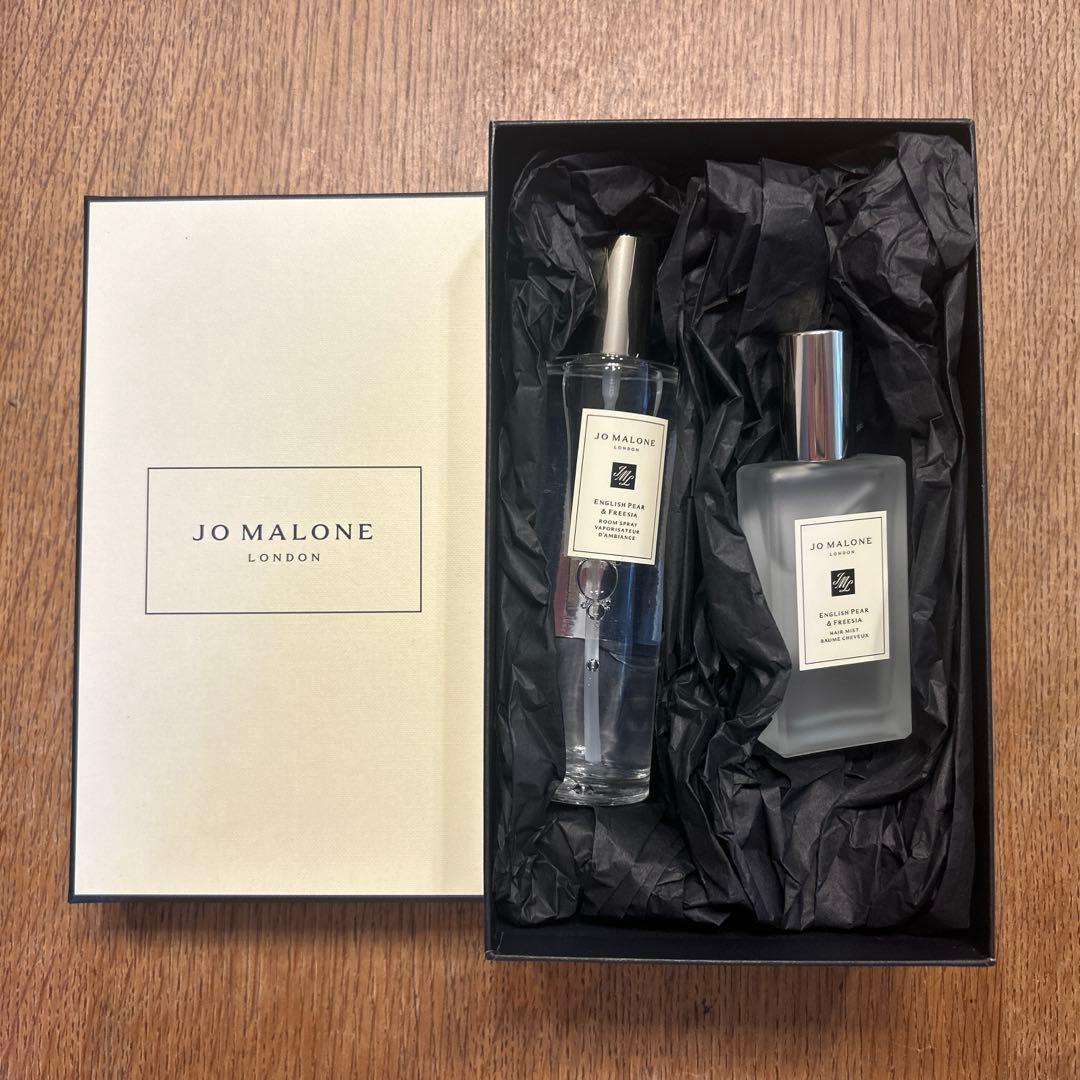 ジョーマローン イングリッシュペアー&フリージア　ルームスプレーとヘアミスト