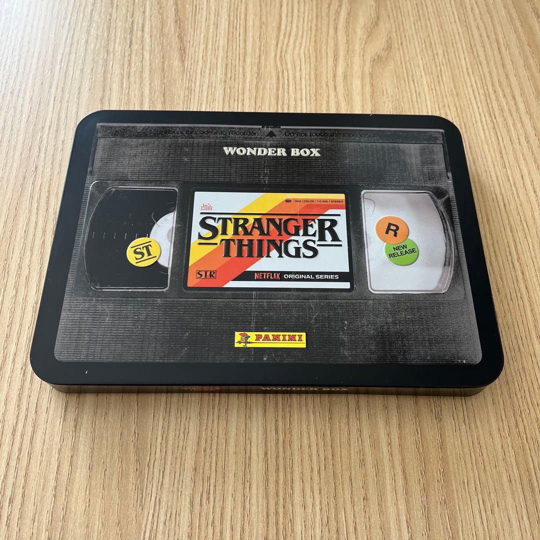2022 PANINI STRANGER THINGS WONDER BOX - メルカリ