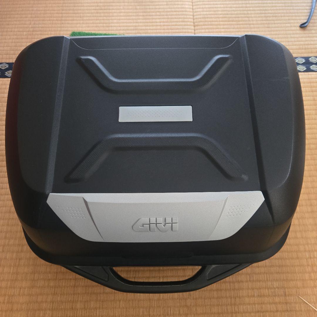 GIVIモノロックケース