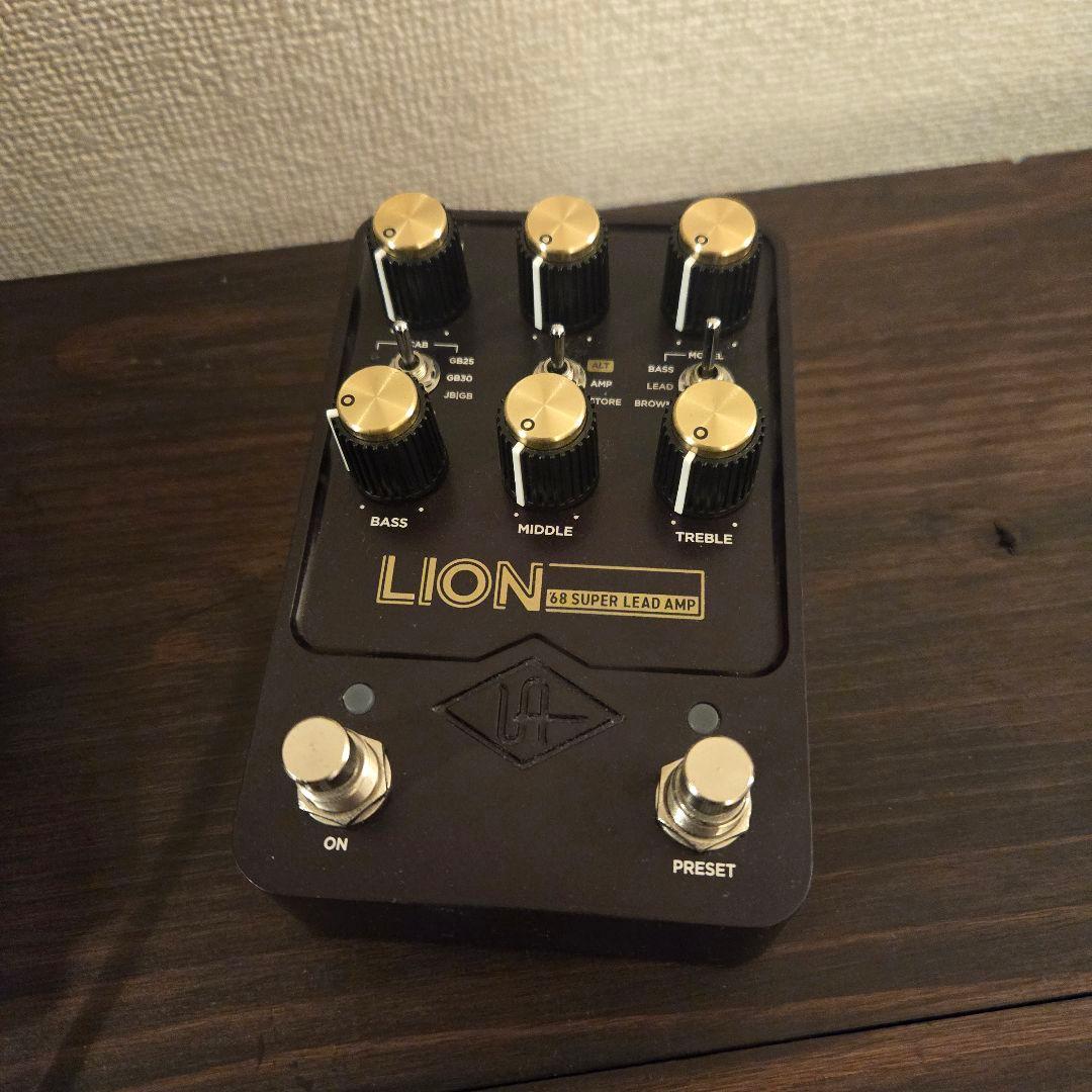 ギター UAFX Lion