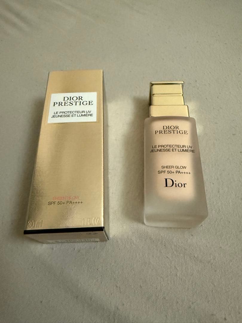Dior Prestige UV SPF50+ シアーグロウ