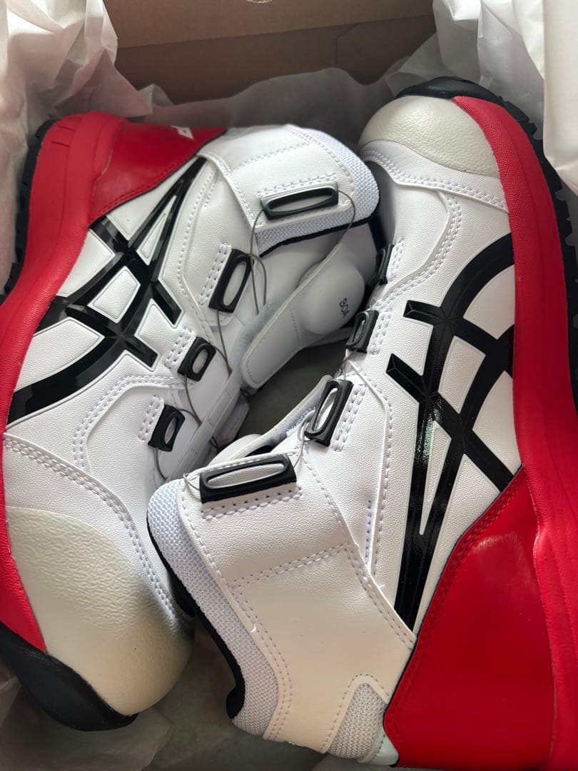 アシックス ウィンジョブ CP304 ホワイトxブラック 28.0cm