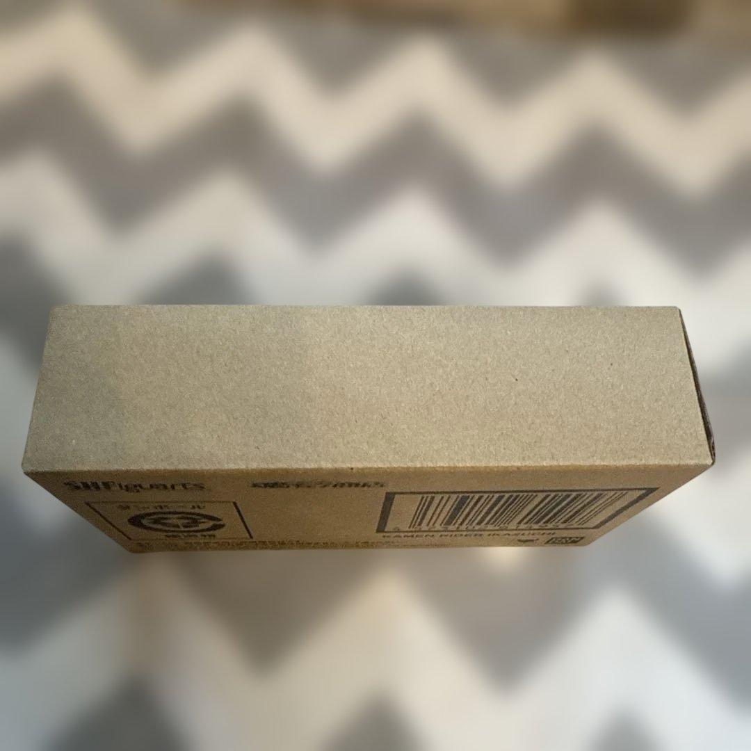 S.H.Figuarts 仮面ライダー雷 フィギュアーツ