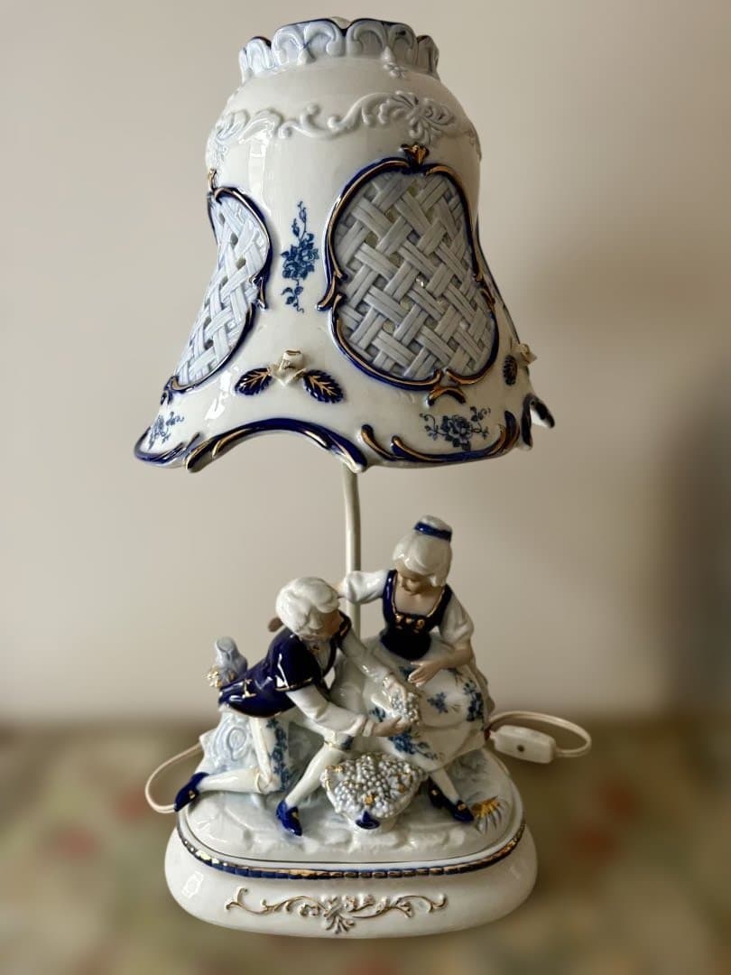 ドマン　電気スタンド　ランプ　陶器　貴婦人　レトロ