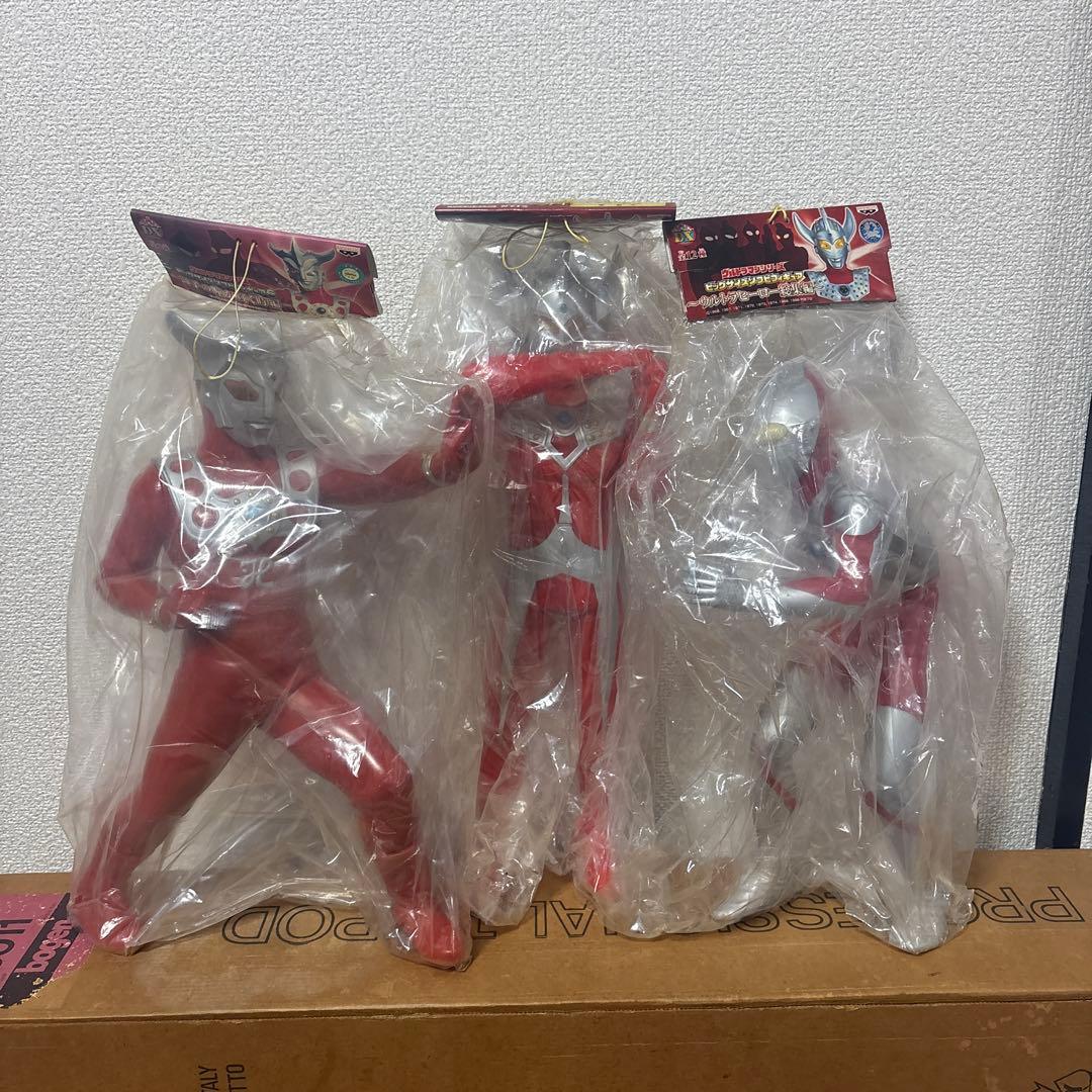 未開封 ビッグサイズソフビフィギュア レオ タロウ ウルトラマン