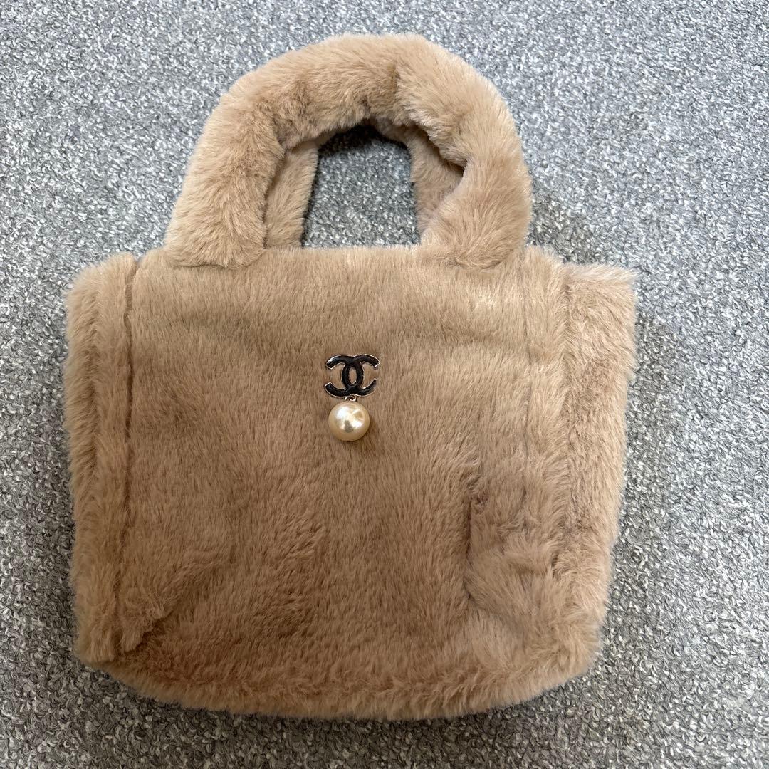 Chanel ベージュ ファートートバッグ