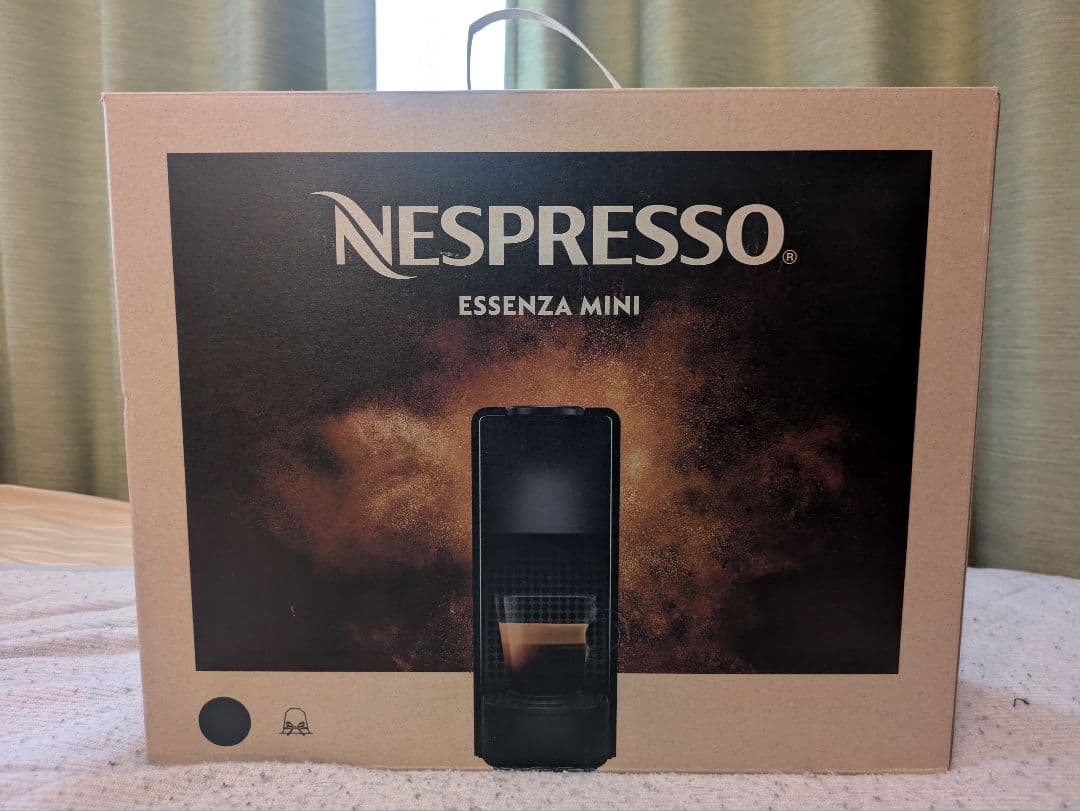 【未使用】ネスプレッソ エッセンサ ミニ （黒） C30-BK-W
