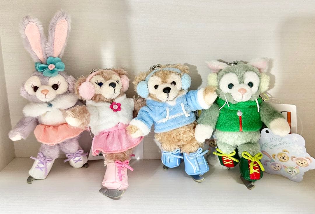 ディズニー　ダッフィー　シェリーメイ　ジェラトーニ　ステラルー　ぬいスト　冬 マフラーに顔をうずめる姿がかわいい！東京ディズニーシー“ダッフィー