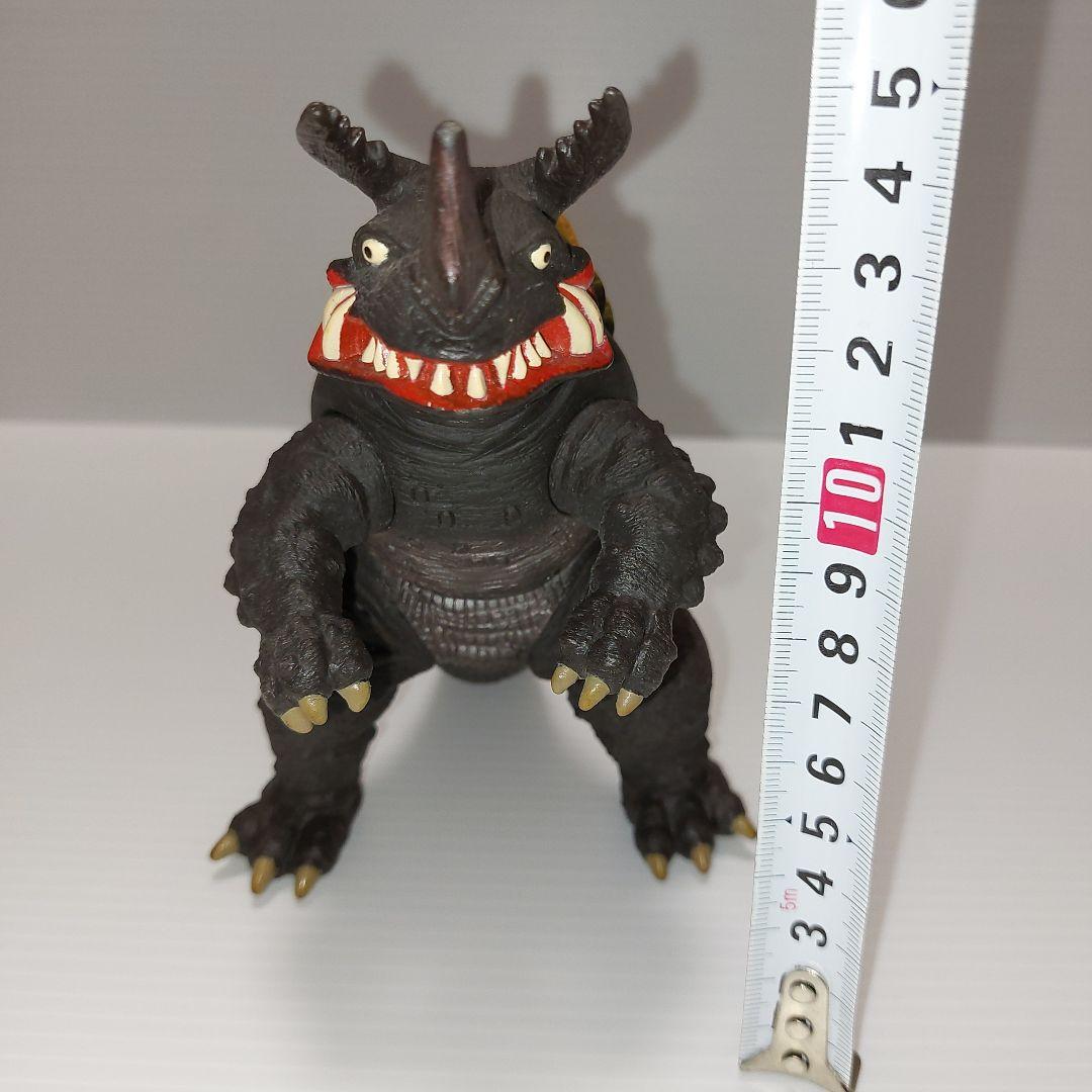 ☆ウルトラマン 怪獣シリーズウルトラ怪獣800ネロンガ！当時物ソフビ