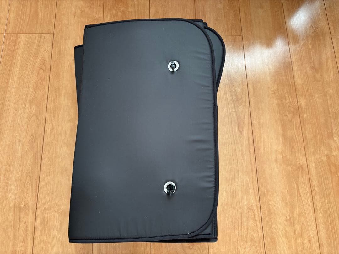 貧乏人 趣味職人 ハイエース用サンシェード