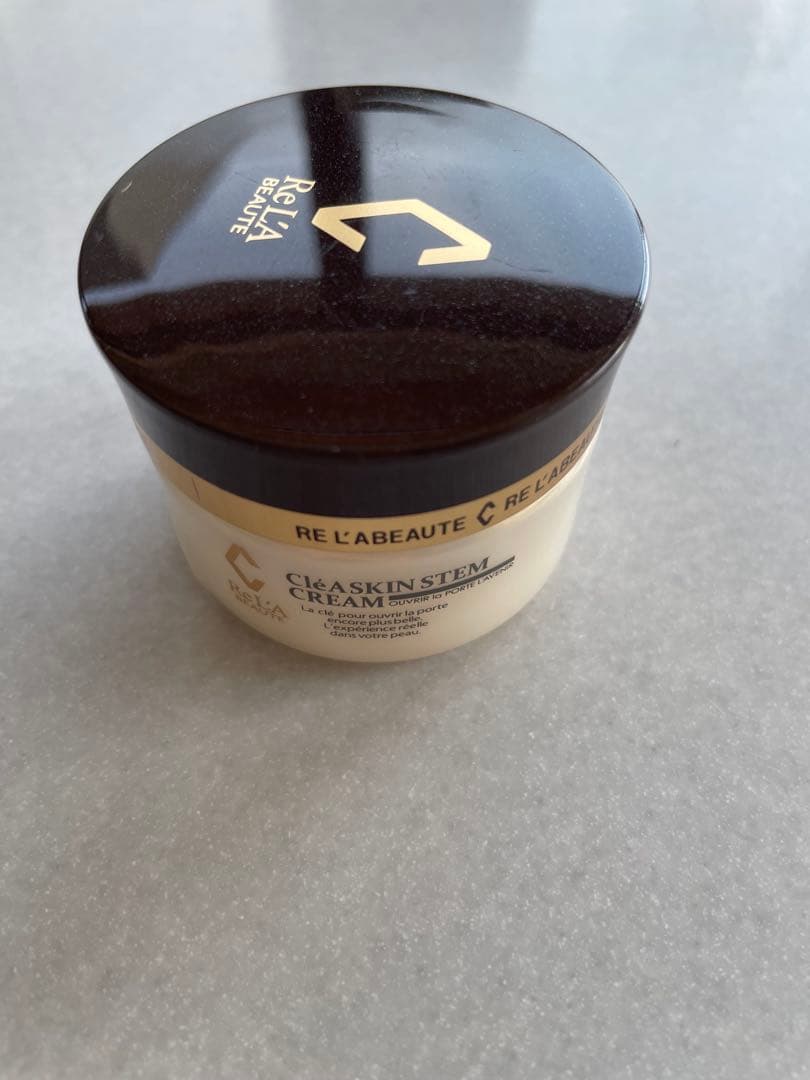 リアボーテ　クレアスキンステムクリーム