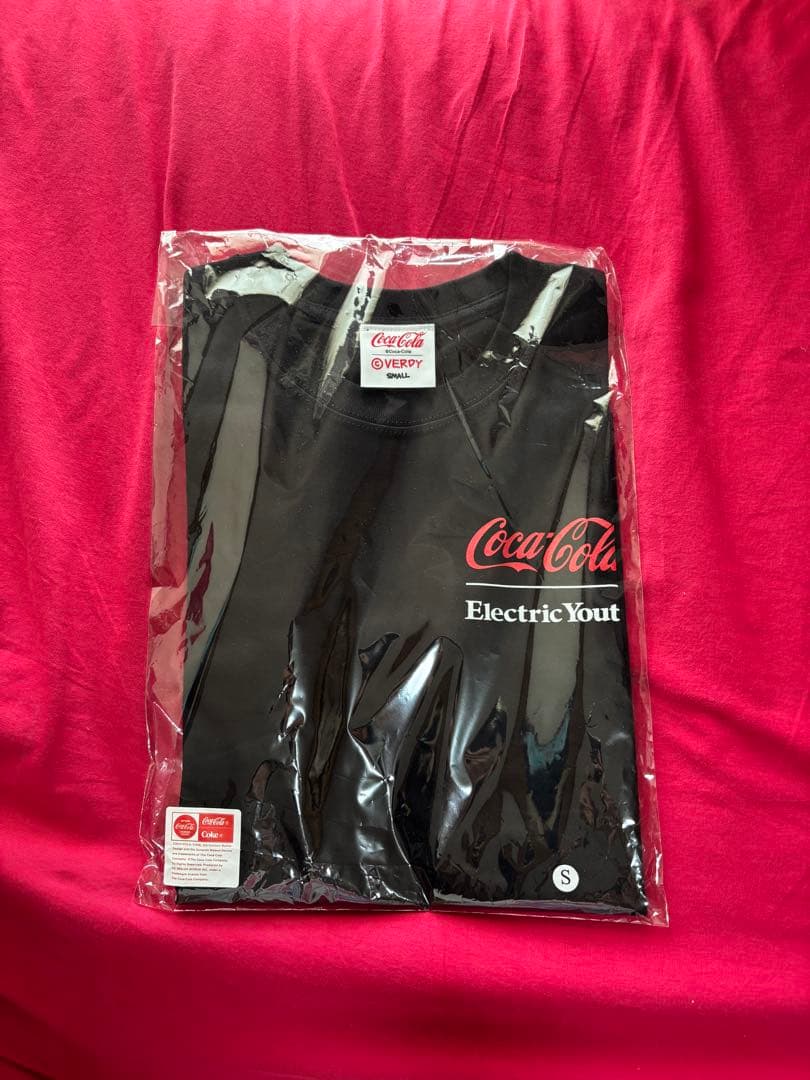 coca cola verdy Electric Youth TEE S - メルカリ