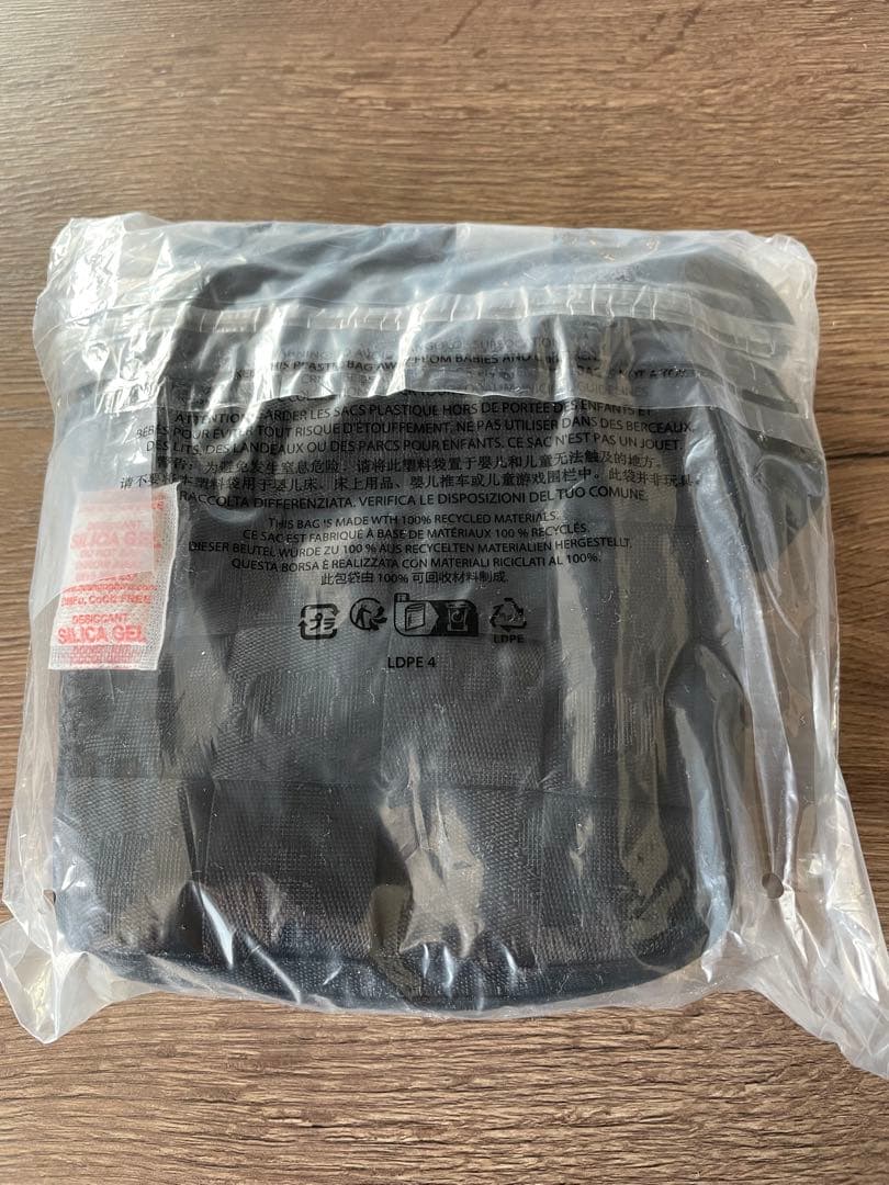 バッグ Supreme Woven Shoulder Bag \