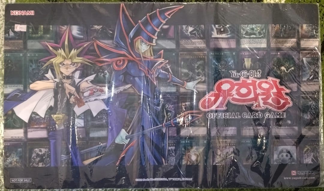 遊戯王 ブラックマジシャン 韓国 プレイマット 闇遊戯 未開封