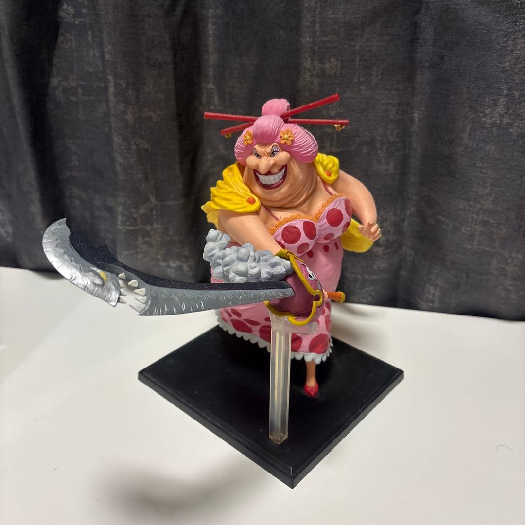 ワンピース ビッグ・マム フィギュア - メルカリ