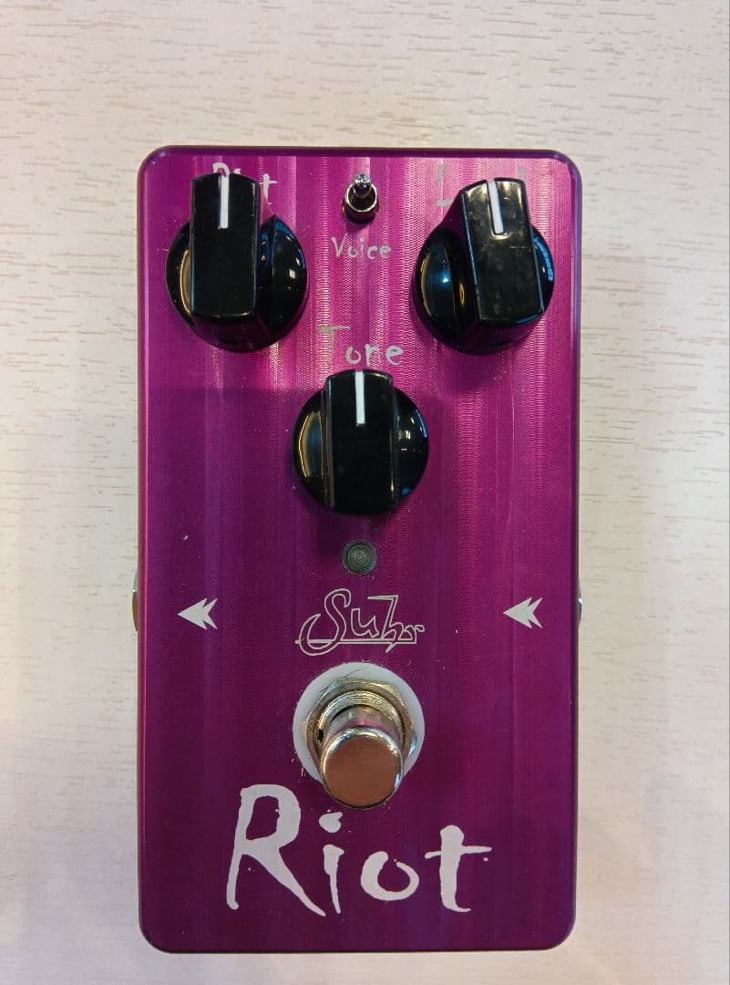 ギター suhr riot