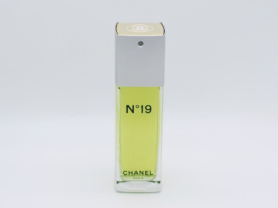 香水 シャネル CHANEL ■ No19 オードトワレ EDT 100ml