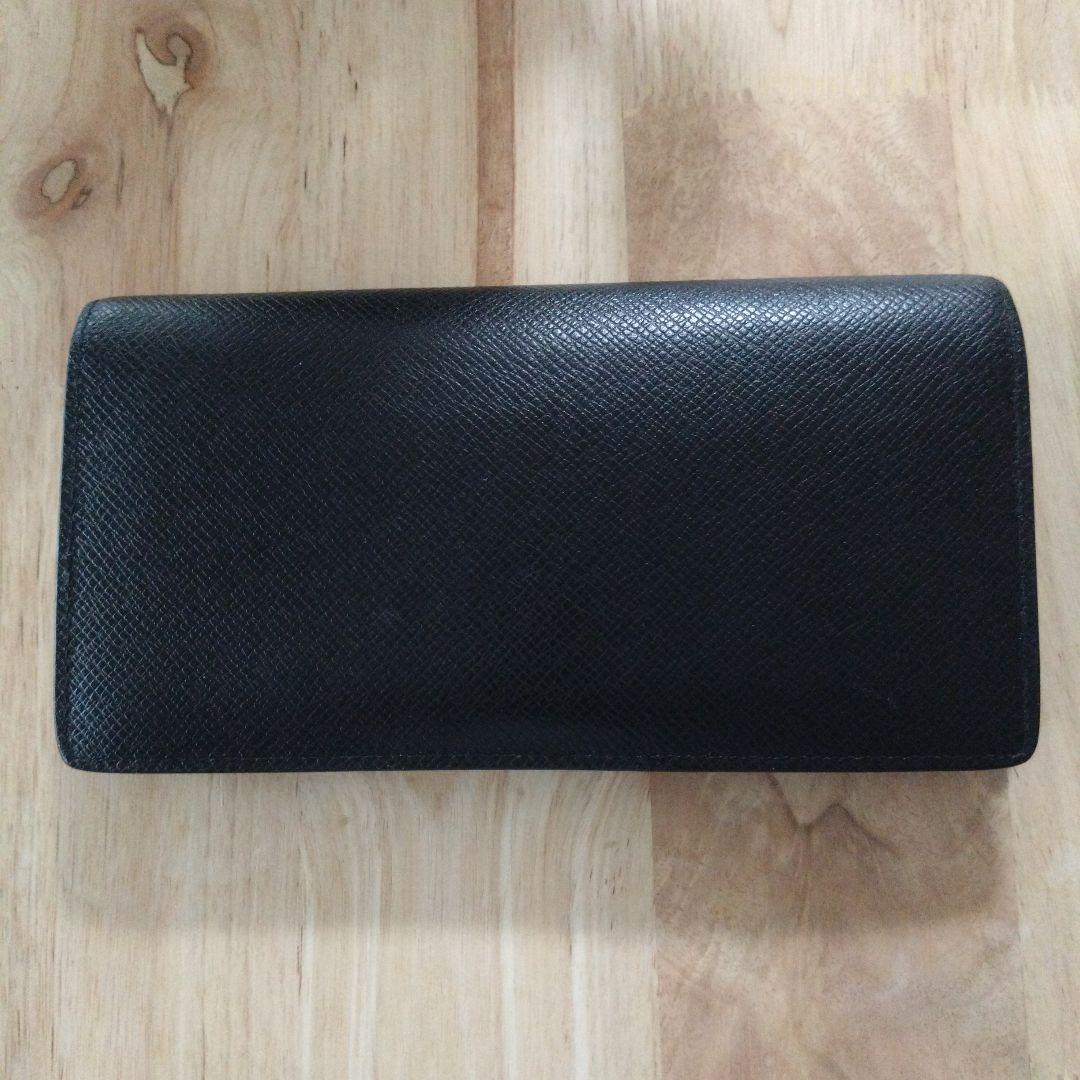 LOUIS VUITTON　ルイ・ヴィトン　タイガ