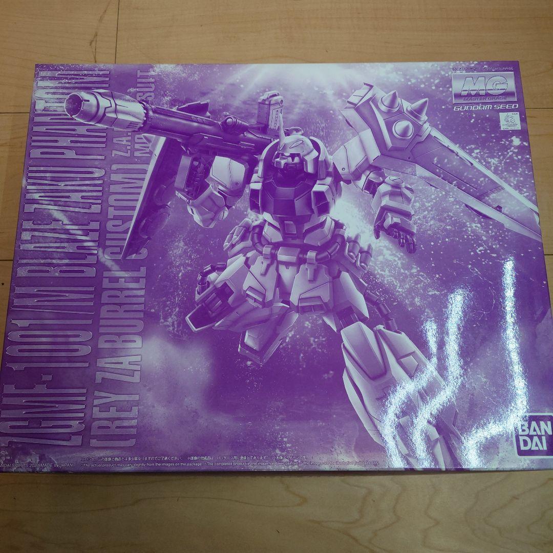 MG 1/100 ザクファントム（レイ・ザ・バレル専用機）