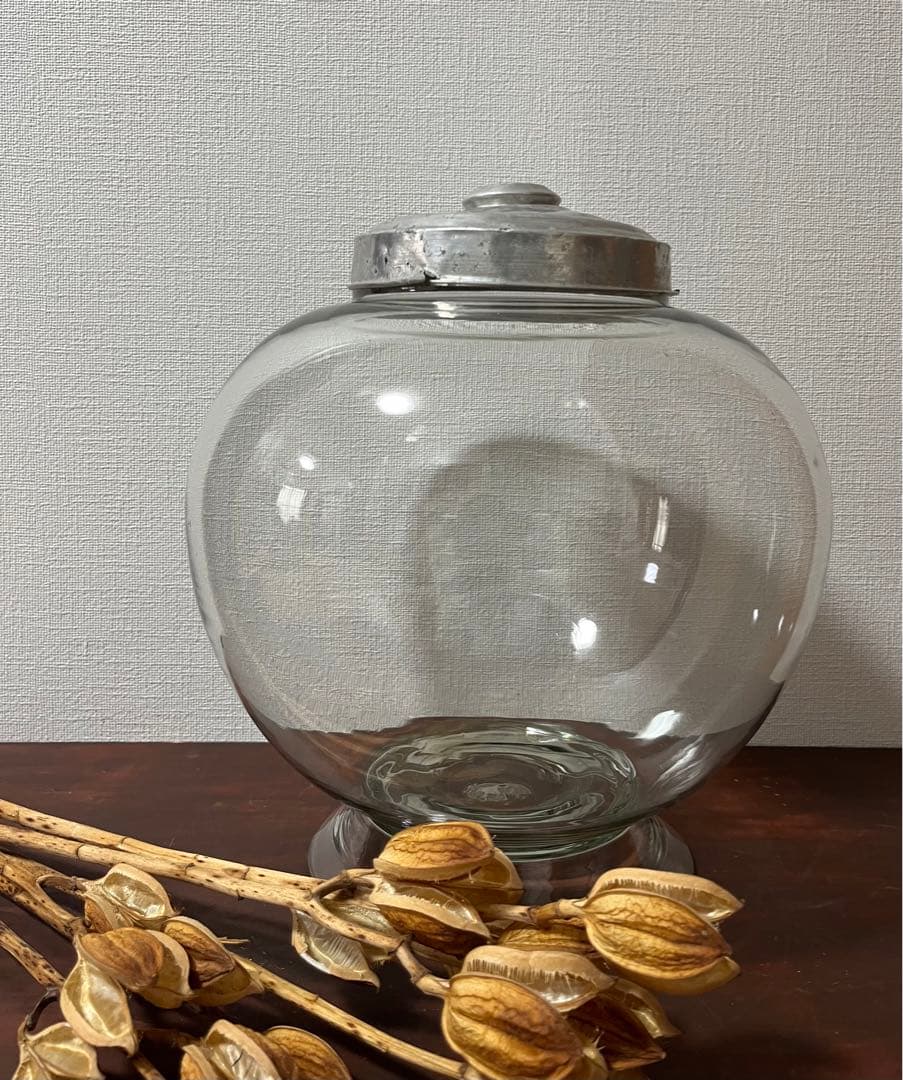 珍品】 昭和レトロ 大きな地球瓶 駄菓子瓶 - メルカリ