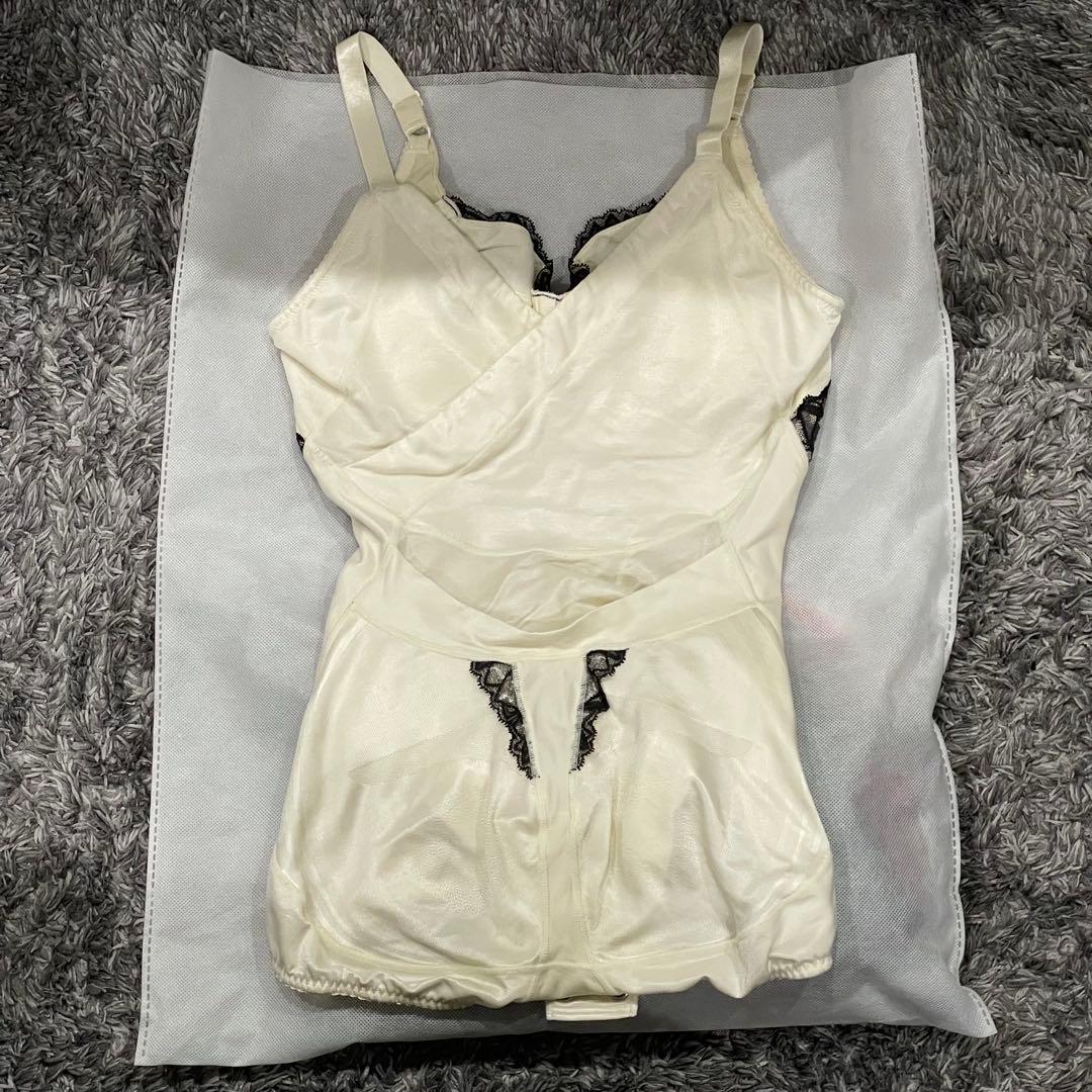 限定】MARUKO カーヴィシャス カレス フルカップボディスーツ C75L