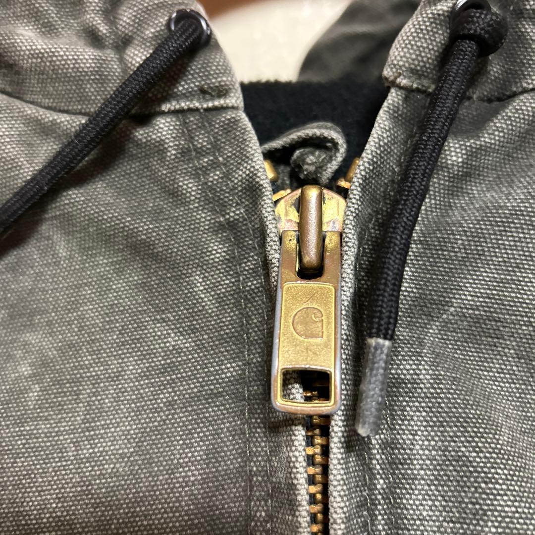 Carhartt アクティブジャケット モスグリーン 鬼フェード - メルカリ