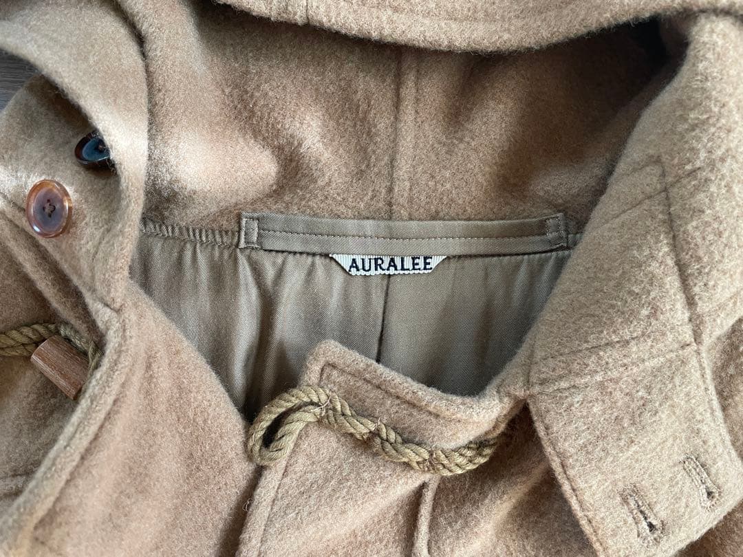 AURALEE ベビーキャメルビッグダッフルコート ユニセックスの通販はau