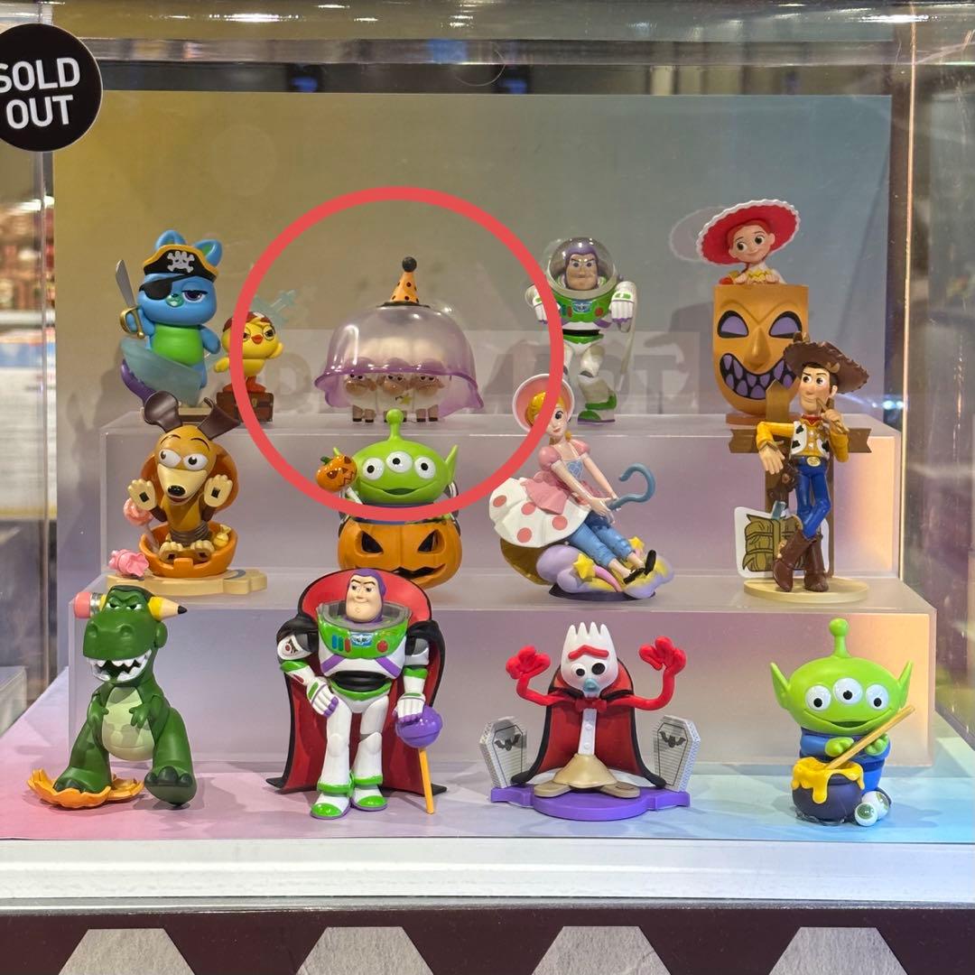 トイストーリー ポップマート ハロウィン フィギュア ビリー・ゴート