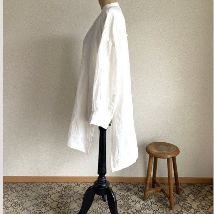 La chic baton ロングシャツ オフホワイト ラシックバトン - メルカリ