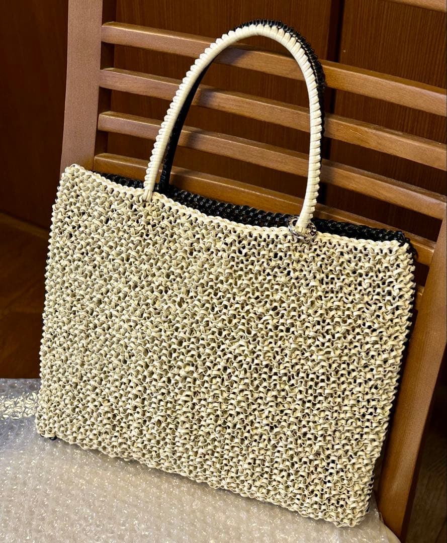 【美品】アンテプリマ ハンドバッグ ホワイト&ブラック