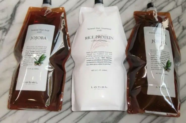 乾燥気味の髪ルベルホホバシャンプー２本ライスプロテイン１本