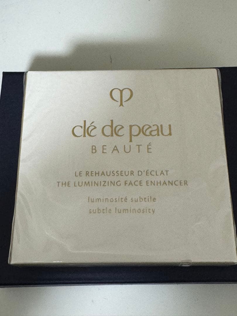 クレドポーボーテ　フェイスカラー　17