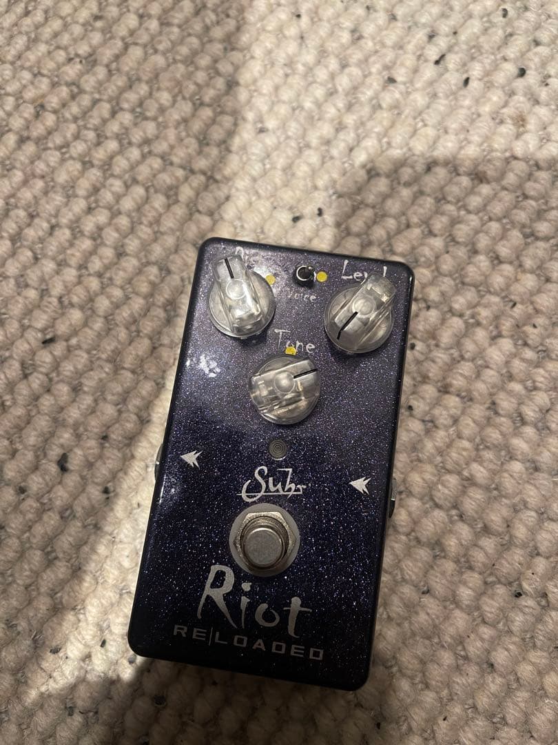 Suhr Riot Reloaded 限定Galaxyカラー　中古品