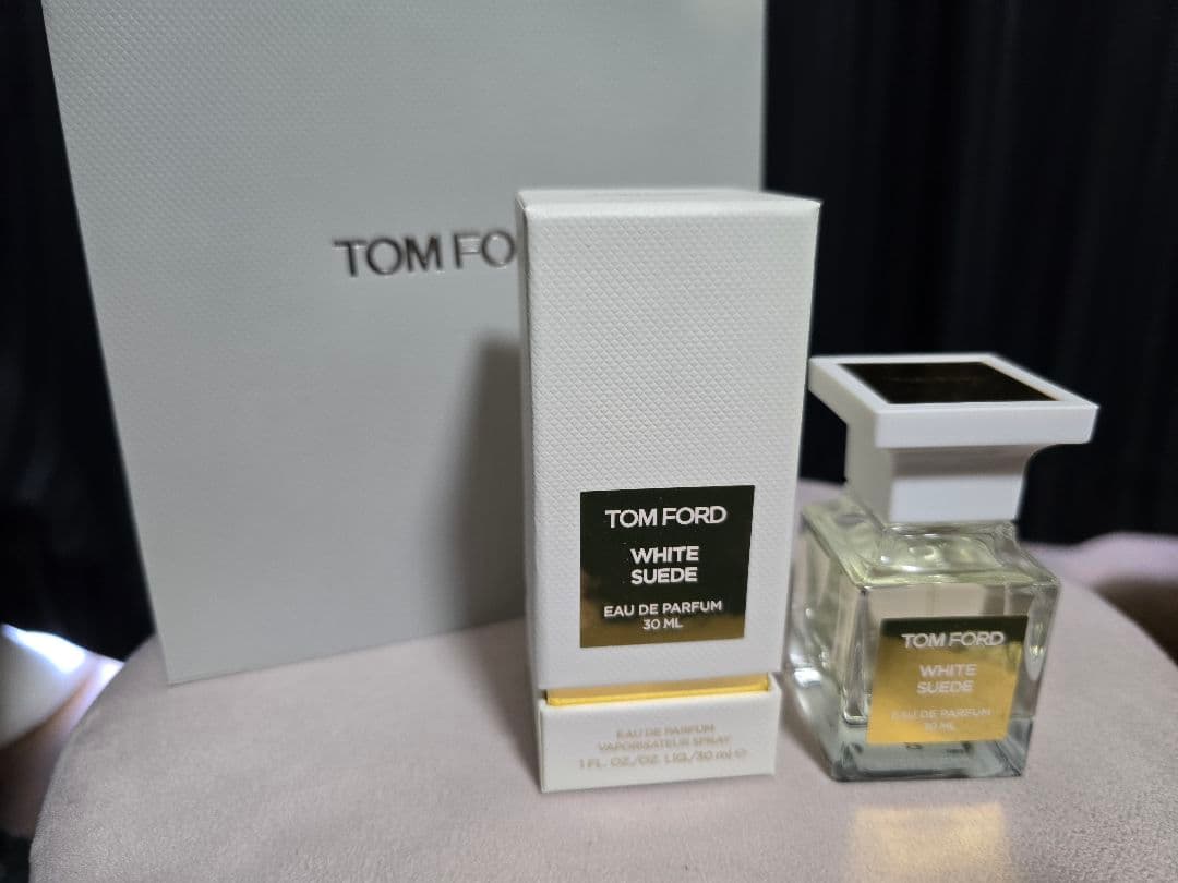 トム・フォード　ホワイトスエード　オードパルファム　スプレイ
