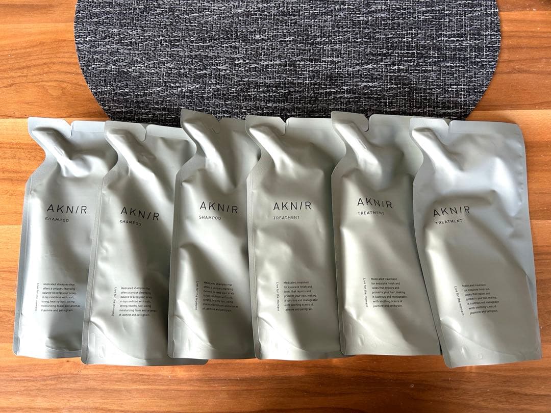 新品☆未開封　アクニー　シャンプー3袋＆トリートメント3袋 薬用ヘアシャンプー&トリートメントセット初回【ローズ×サンダルウッド