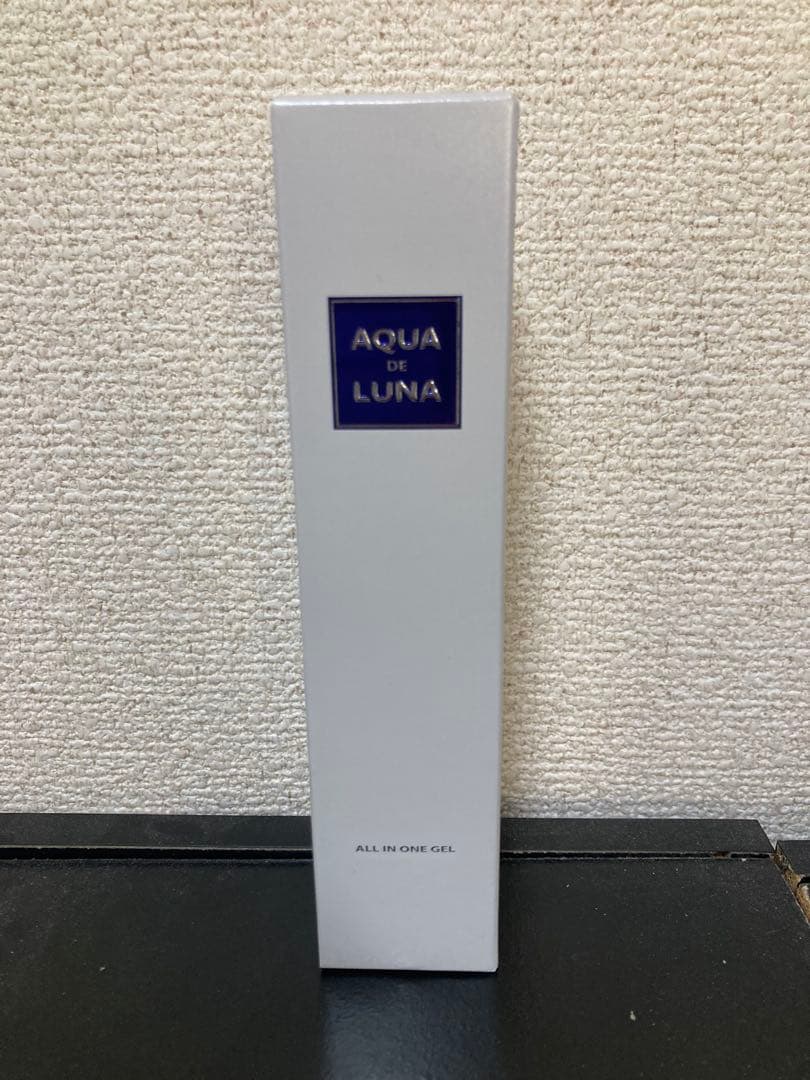 アウラインターナショナル アクアドルナ オールインワンジェル - メルカリ