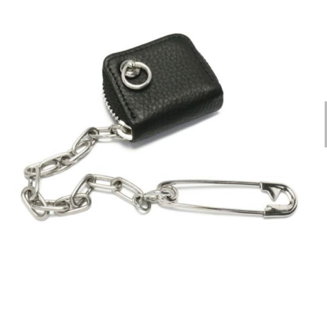世界最小級のレザーウォレットチャーム　ブラックレザーケース チェーン付き
