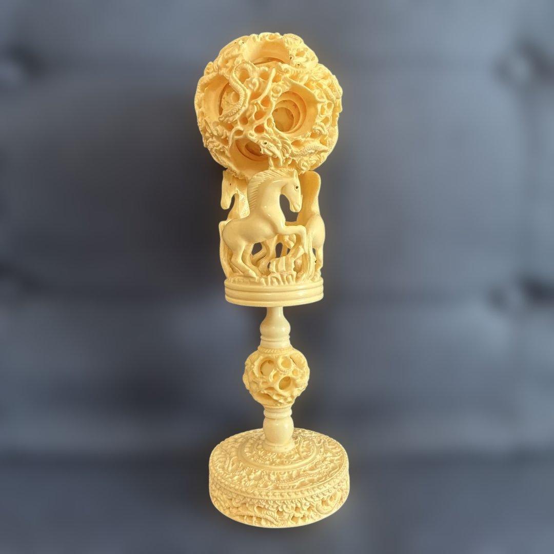 天球多層球、馬の彫刻 大小2球オブジェ 凡そ高さ約27cm球8cm大 Yahoo!オークション -「象牙多層球」(東洋彫刻) (彫刻、オブジェ)の