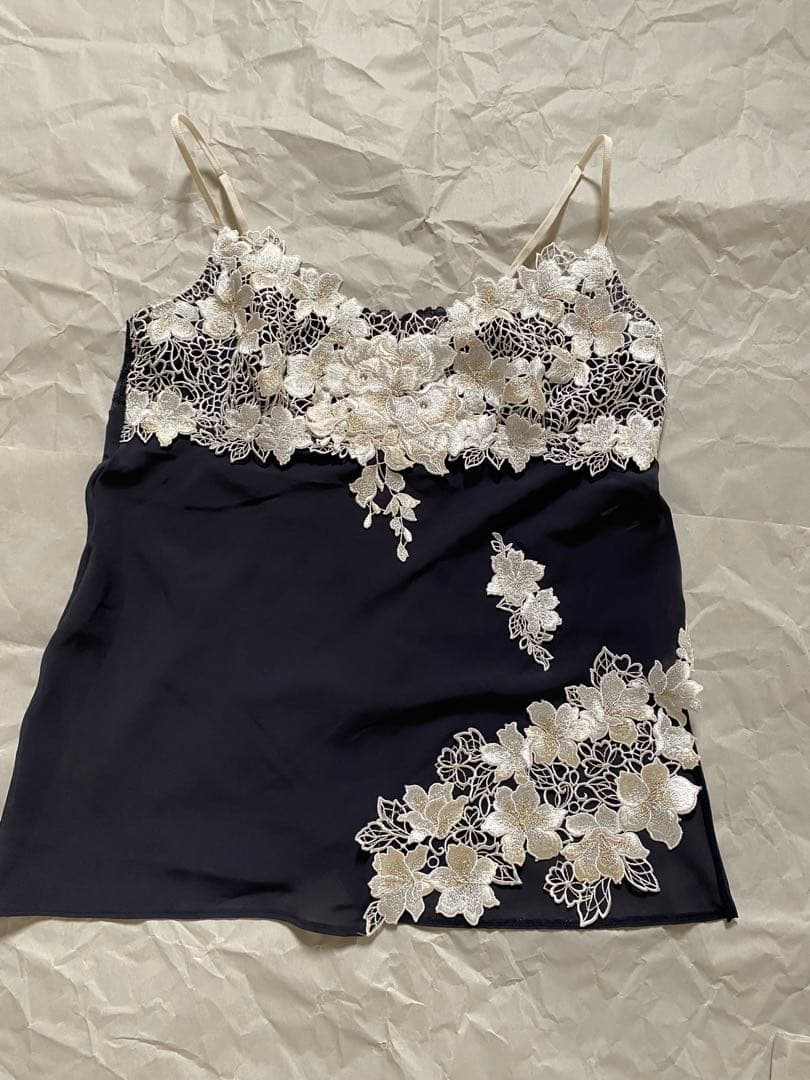 サルート　89g 店舗限定 ネイビー キャミソール